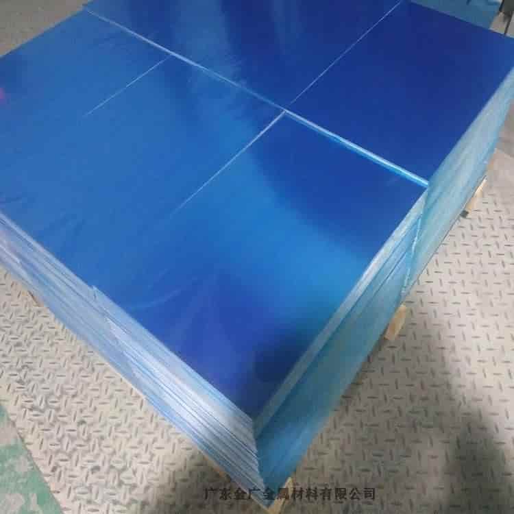 乐鱼app战略伙伴大巴黎0：国产工程机械发动机,国产工程机械发动机：引领行业高质量发展